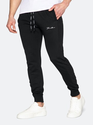 Threadbare Tapered Broek 'Ferry' in Zwart: voorkant