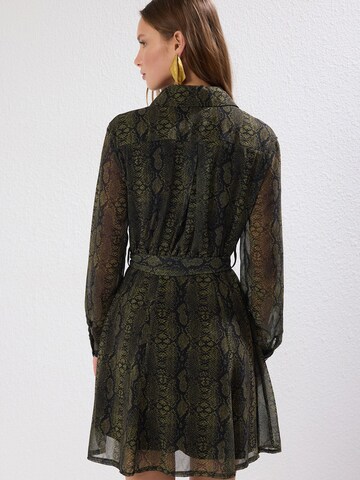 Robe Trendyol en vert