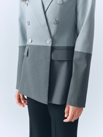MB by Marta Buzolic Blazer in Grey