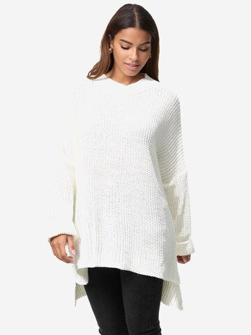 Pullover di Elara in bianco