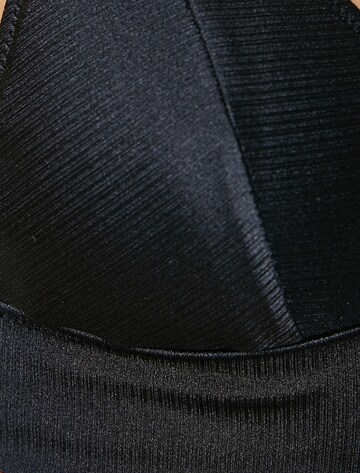 Koton Triangel Bikinitop in Zwart