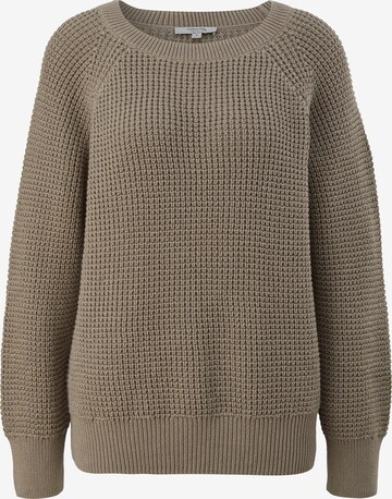 comma casual identity Sweater in Brown: front