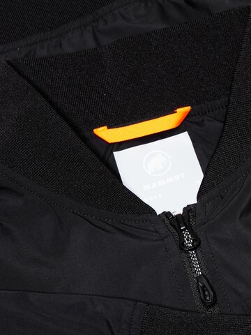 MAMMUT Outdoorjacke ‘Utility Bomber’ in Schwarz