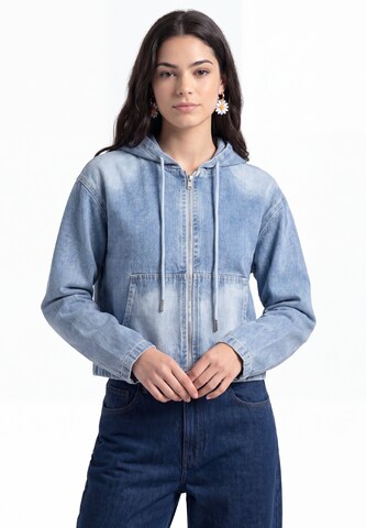 MYMO Between-Season Jacket in Blue: front