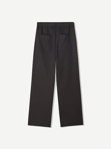Bershka Zvonové kalhoty Kalhoty – černá