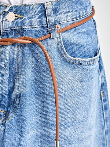 IT'S BASIC Loosefit Jeans 'Loose Mid Rise Jeans' in Blauw