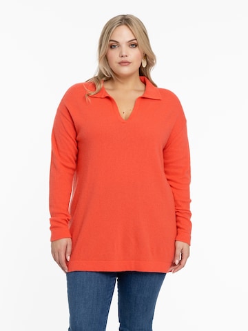 Yoek Sweater in Orange: front