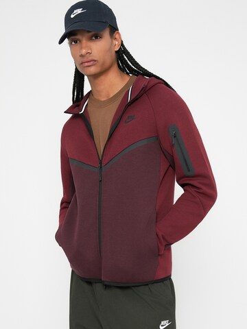 Nike SportswearGornji dio trenirke 'Tech Fleece' - crvena boja
