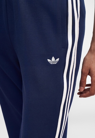 ADIDAS ORIGINALS Flared Nadrág 'SPORTS CLUB' - kék