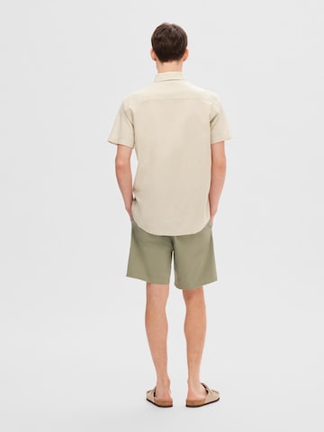 Regular fit Camicia di SELECTED HOMME in beige