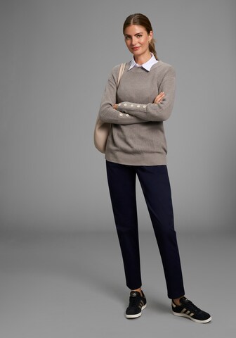 LAURA SCOTT Pullover in Grau