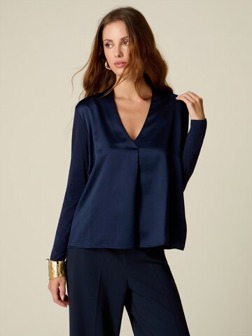 Camicia da donna di oltre in blu
