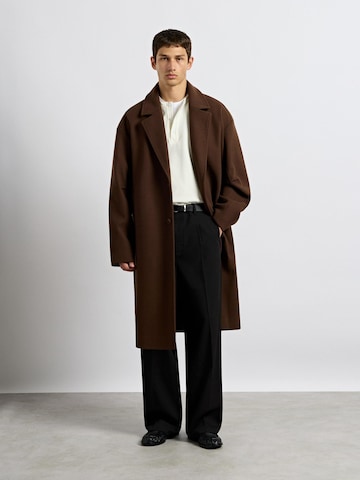 Burocs Between-Seasons Coat in Brown