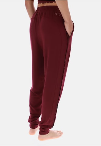 Effilé Pantalon Ted Baker en rouge