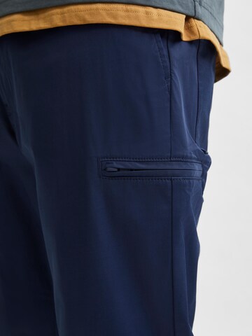 Tapered Pantaloni cargo di SELECTED HOMME in blu