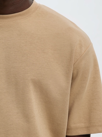 SELECTED T-shirt 'SLHOSCAR' i brun