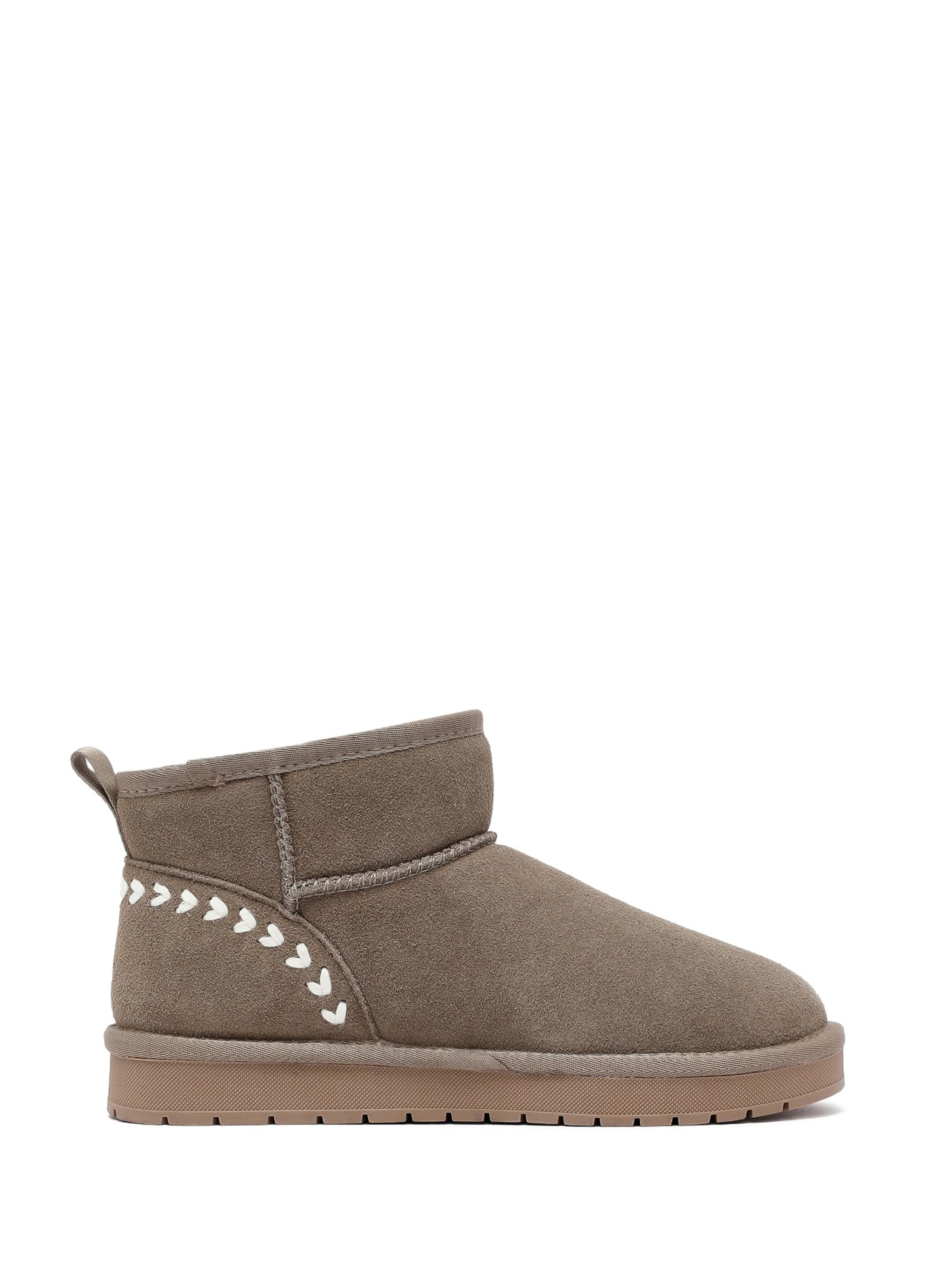 Derimod Boots in Brown