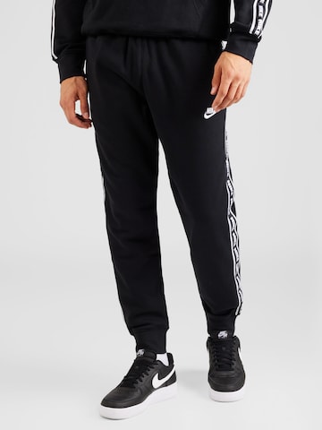 Nike Sportswear Joggingpak 'CLUB FLEECE' in Zwart