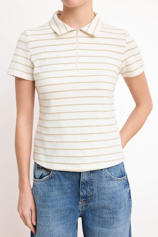 Trendyol - Camiseta en blanco