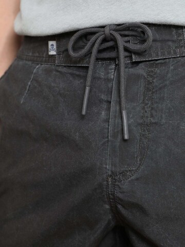 Scalpers Badeshorts in Schwarz