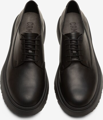 Chaussure à lacets 'Walden' CAMPER en noir