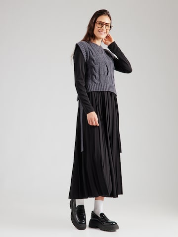 Weekend Max Mara Платье 'EBRO' в Черный: спереди