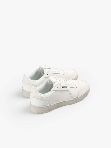 Scalpers Platform trainers 'Court' in White