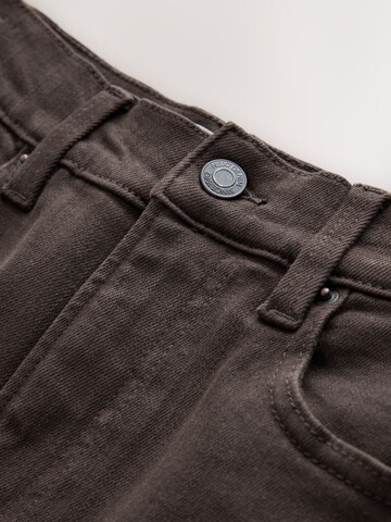 Next Slimfit Jeans in Braun