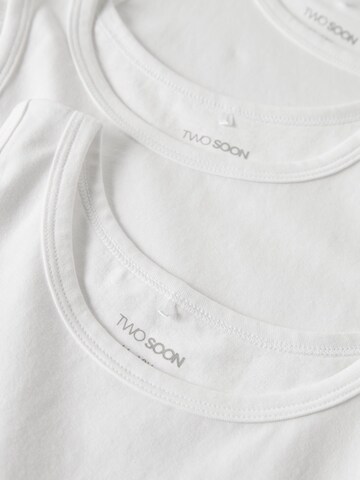 Maillot de corps TWO SOON en blanc