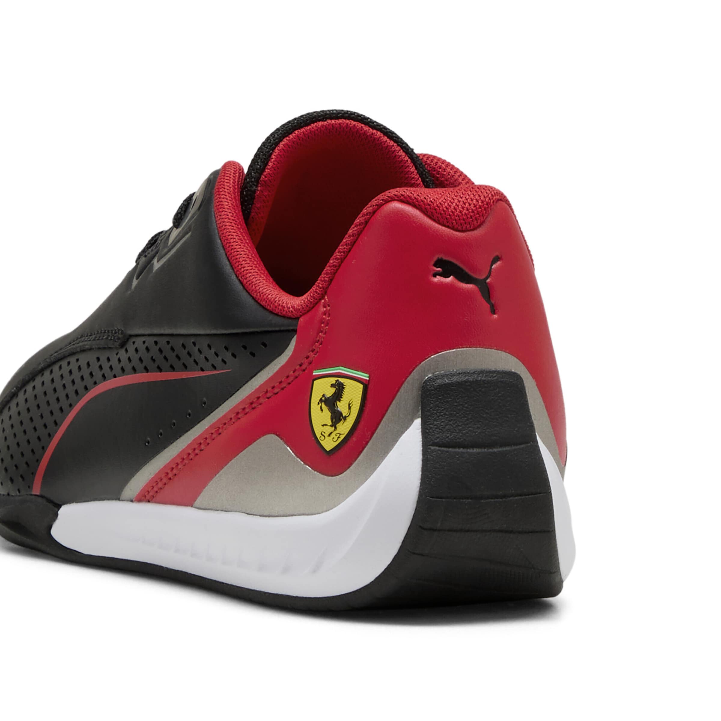 Baskets 'Scuderia Ferrari HP Drift Cat 11' PUMA en noir