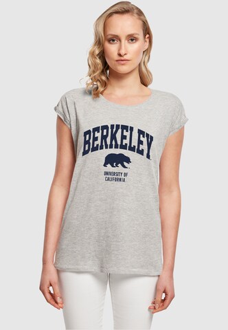 Merchcode Shirt 'Berkeley University - Bear' in Grijs: voorkant
