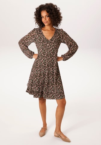 Aniston CASUAL Kleid in Grün: Vorderseite