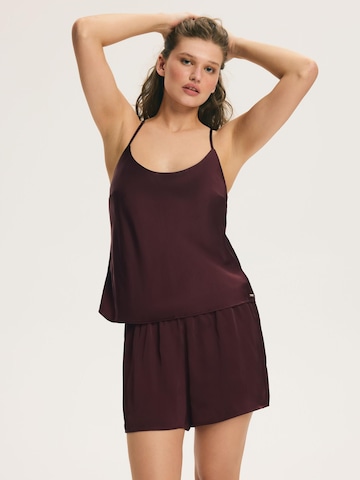 ESOTIQ - Pijama 'Essence' en rojo