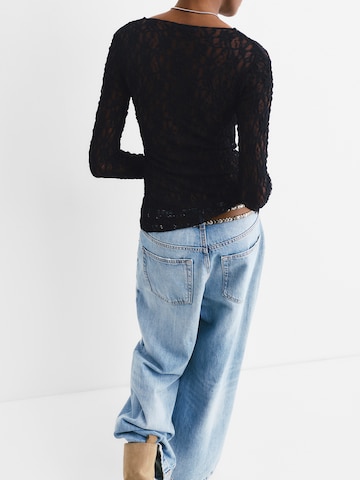 Pull&Bear Blouse in Black