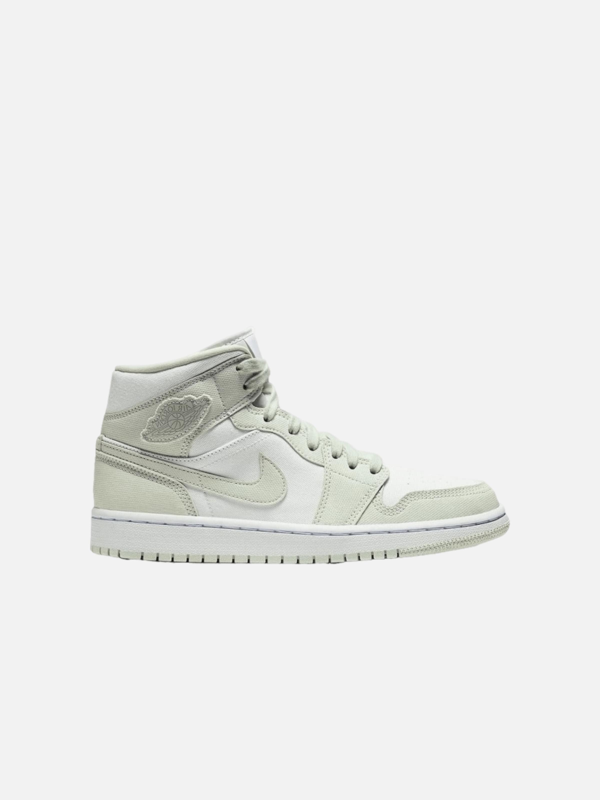 Baskets hautes 'Air 1 Mid Spruce Aura' Jordan en gris : devant