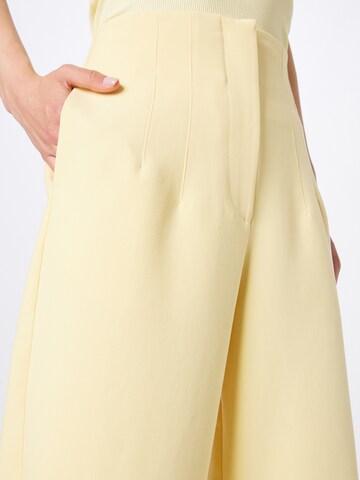 Wide Leg Pantalon Warehouse en jaune