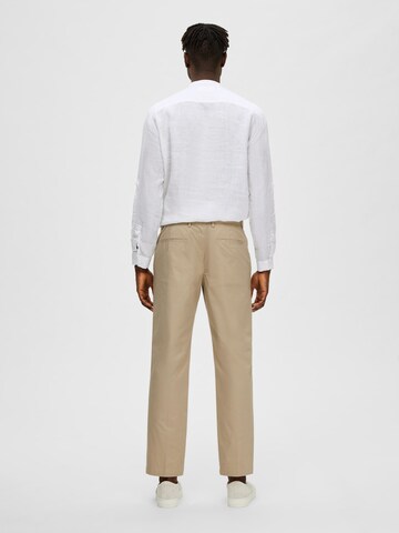 SELECTED HOMME Regular Pleat-front trousers 'Loik' in Beige