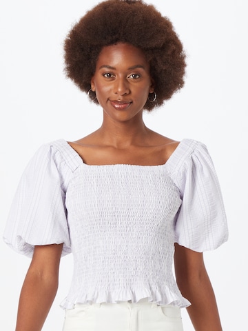 SISTERS POINT - Blusa 'MUNA' en blanco: frente