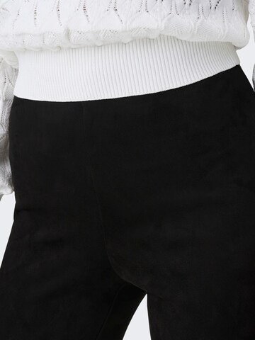 Pullover 'SANDY' di ONLY in bianco