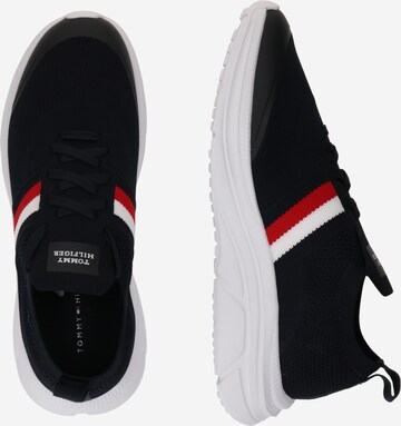 TOMMY HILFIGER Slip-ons 'Modern Essential' in Blauw