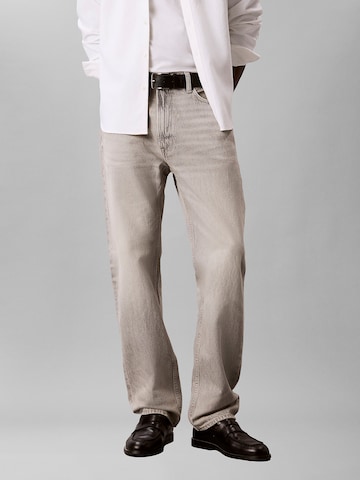 Calvin Klein Jeans Loosefit Jeans in Grau
