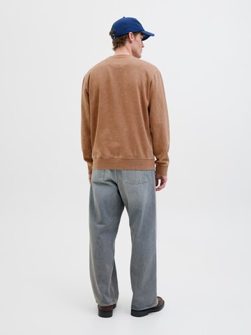 JACK & JONES Sweatshirt 'JJEDover' in Bruin