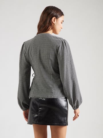 VERO MODA Pusero 'VMKaya' värissä musta