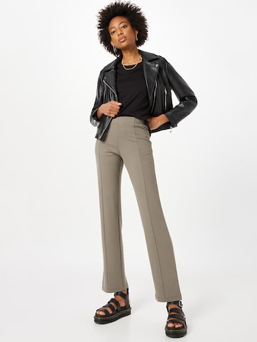 WEEKDAY Regular Pants 'Sally' in Brown