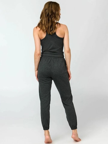 Girlfriend Collective Regular Trousers ' Reset ' in Black