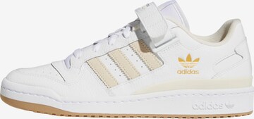 ADIDAS ORIGINALS Низкие кроссовки 'Forum' в Белый: спереди