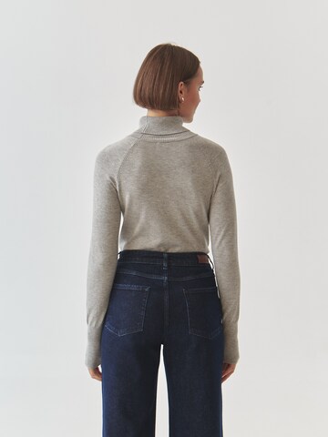 Pull-over 'Nekoki' TATUUM en gris