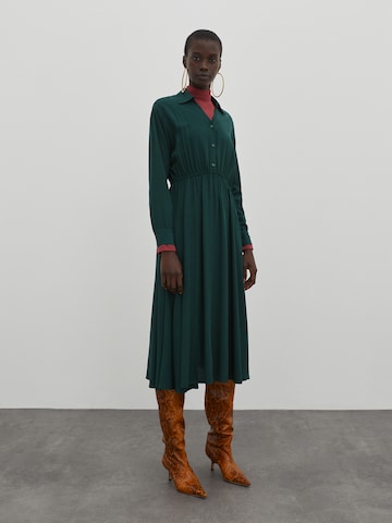EDITED Košilové šaty 'Lisette' – zelená