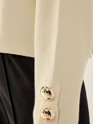 Hiccup Pullover in Beige