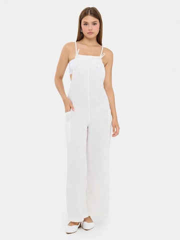 Hiccup Loose fit Overalls in White: front